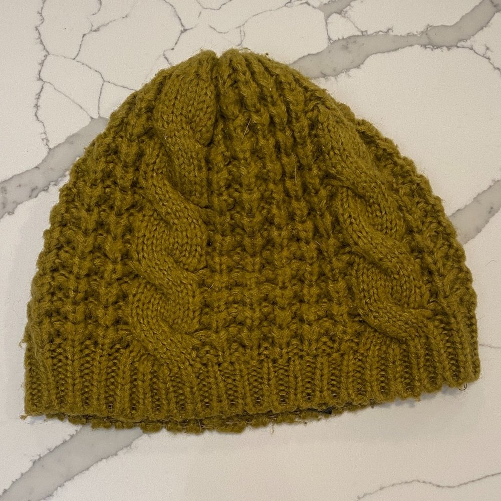 GREEN CHUNKY BEANIE